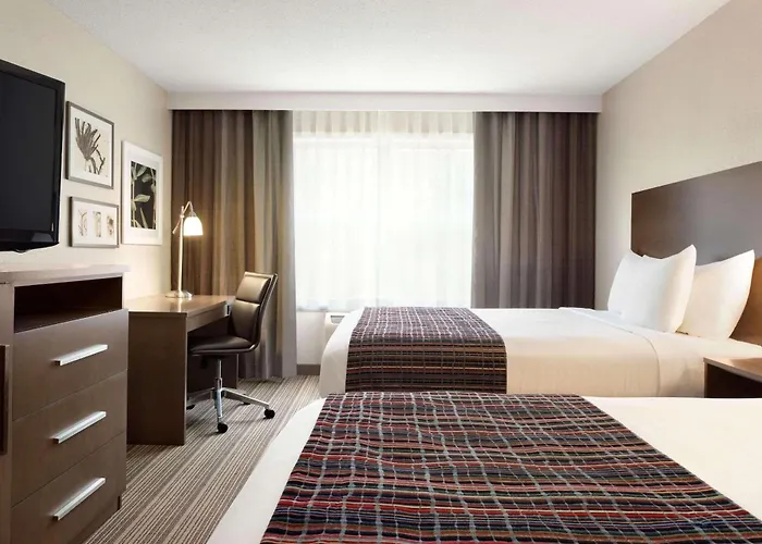 Country Inn & Suites By Radisson, Platteville, Wi