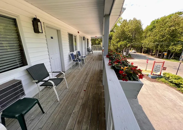 Main Street Motel Fish Creek