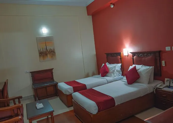 Tiruvalla Hotels