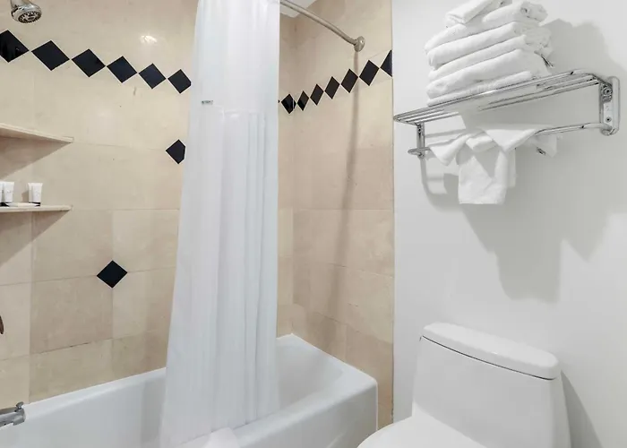 Signature Inn Berkeley