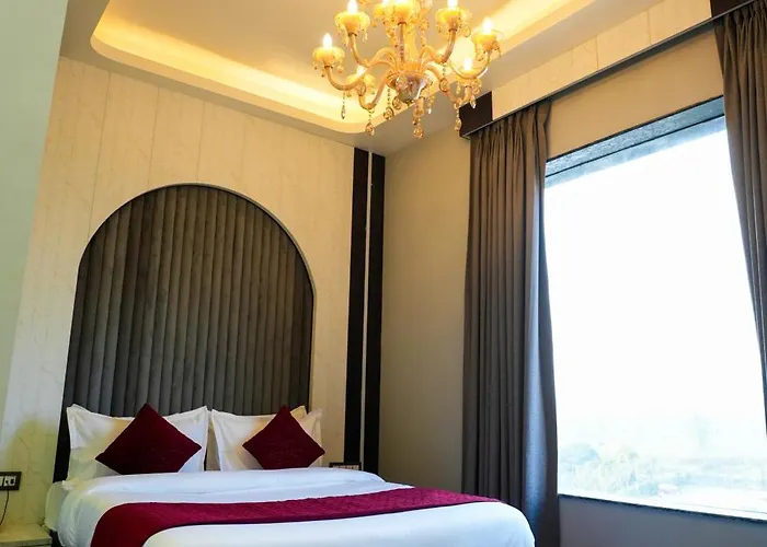 Gajraula Hotels