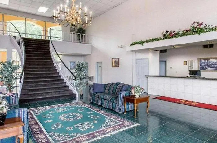 Econo Lodge Dalton West