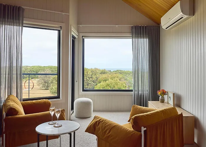 Point Lonsdale Hotels