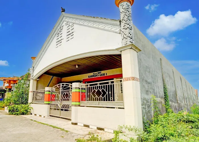 Gresik Hotels