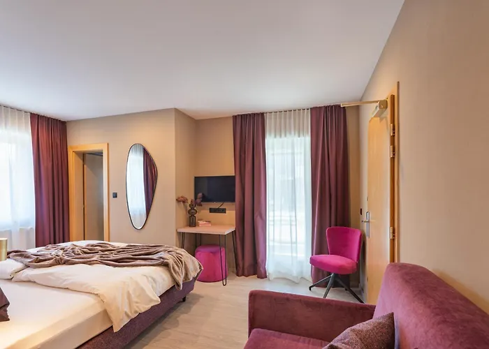 Olang Hotels