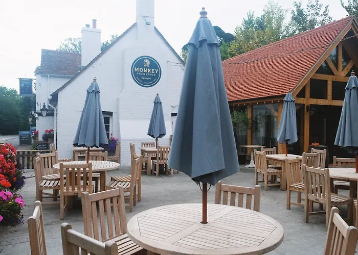 Lymington Hotels