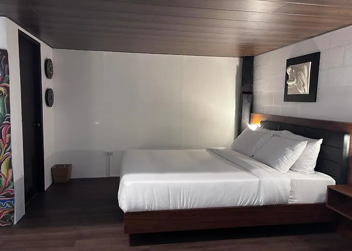 Laoag Hotels