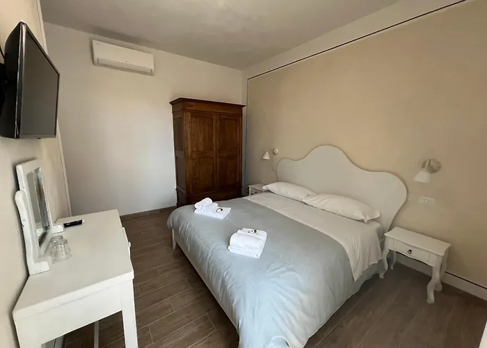 Saturnia Hotels