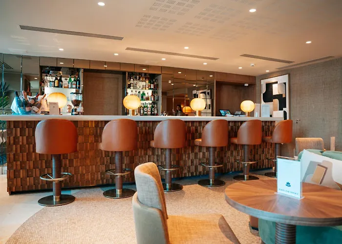 Monte Carlo Hotels