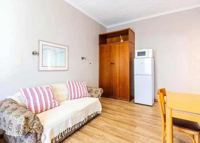 Middelburg (Eastern Cape) Hotels