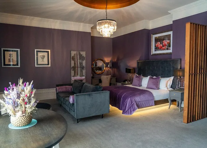 Port Laoise Hotels