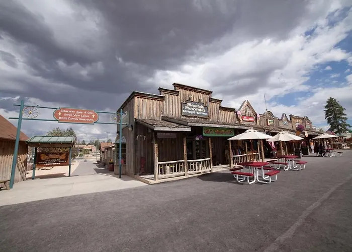 Bryce Canyon City Hotels