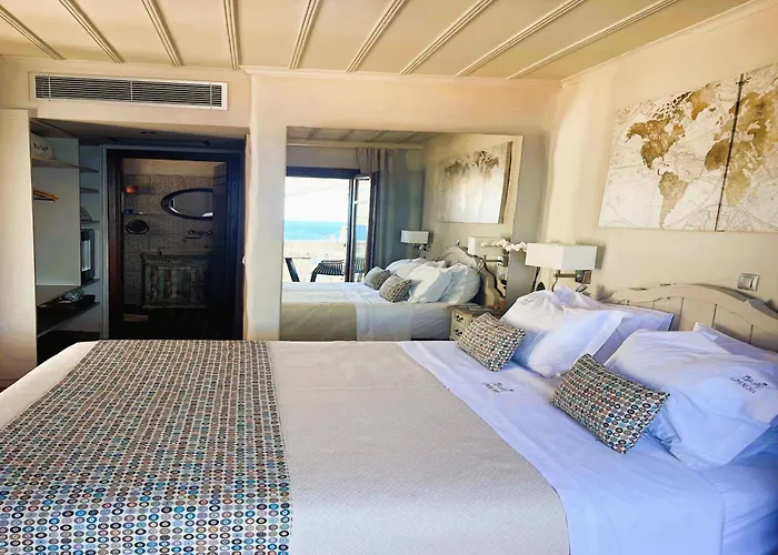 Limeni Hotels