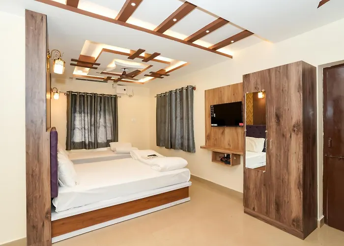 Kolluru Hotels