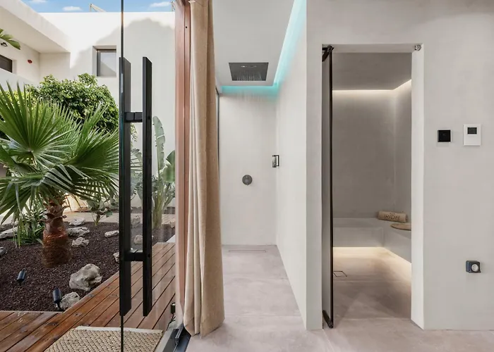 Agia Pelagia (Crete) Hotels