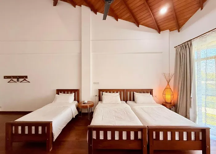 Nilaveli Hotels