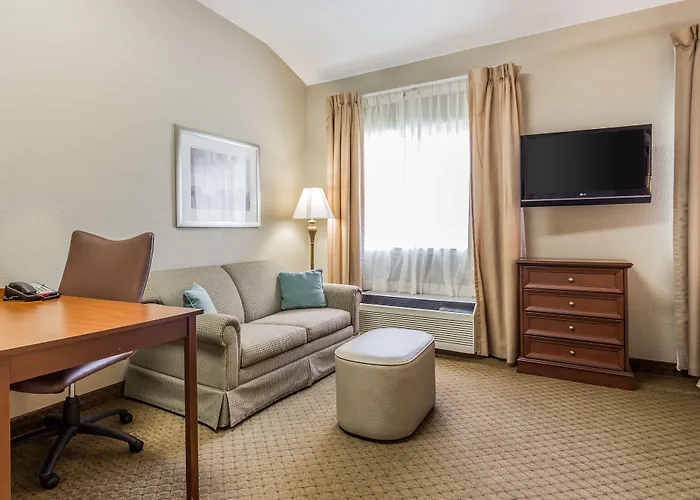 Mount Pleasant Hotels