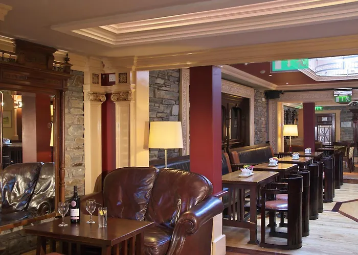 Macroom Hotels