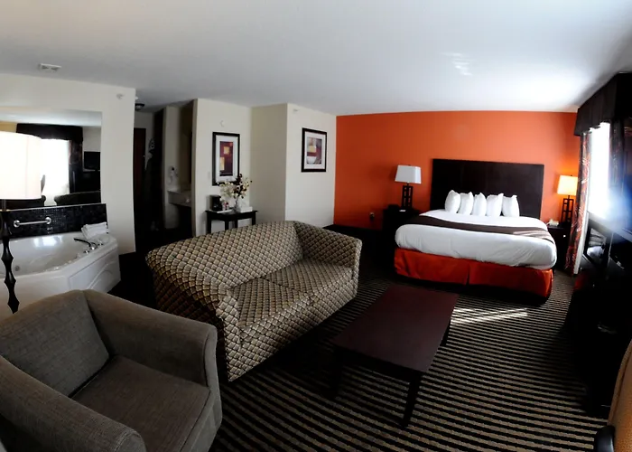 Pella Hotels