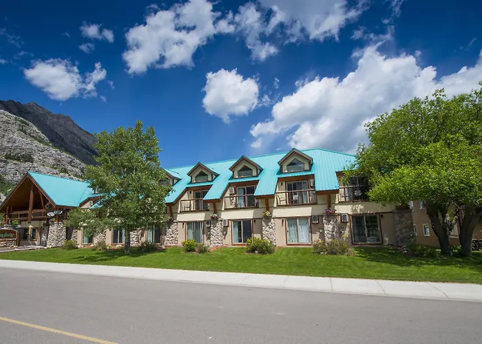 Waterton Park Hotels