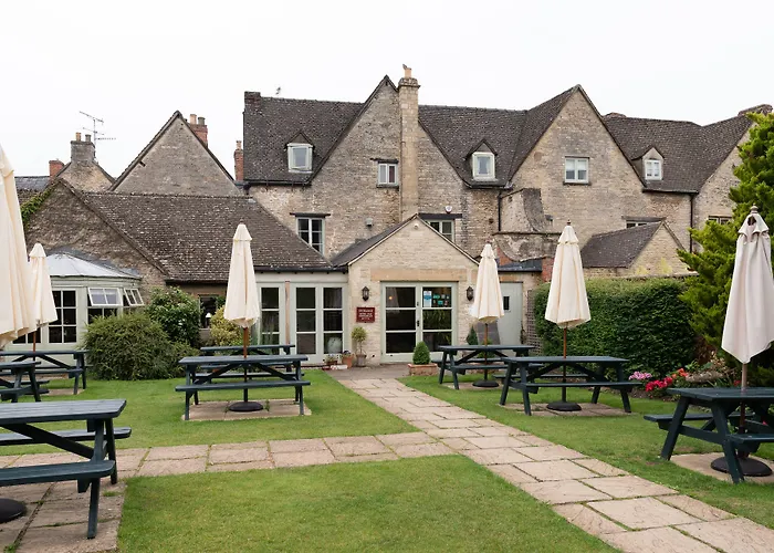 Cirencester Hotels