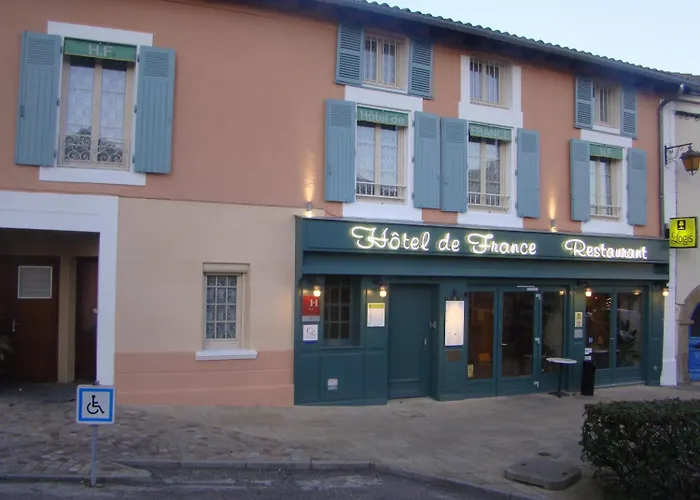 Rochechouart Hotels