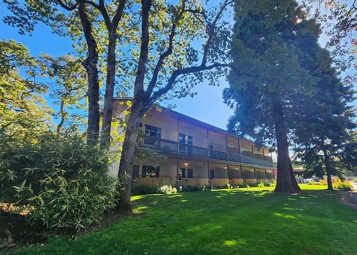 Underwood Hotels