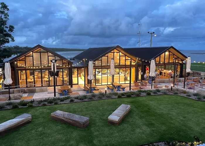 Huskisson Hotels
