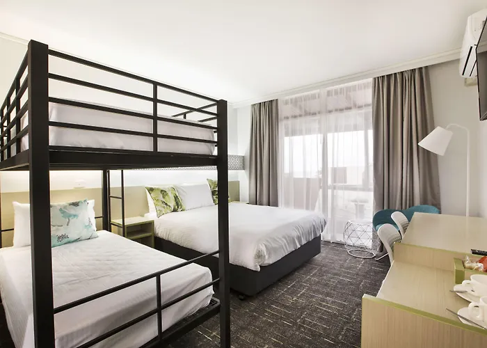Sandringham Hotels