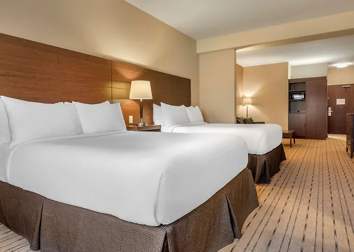 Bathurst Hotels