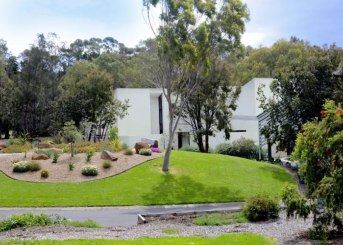 Geelong Hotels