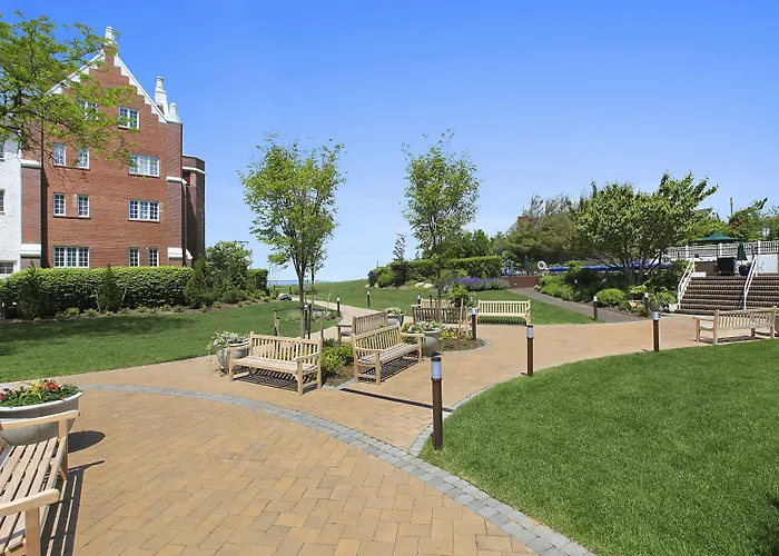 Eastport Hotels