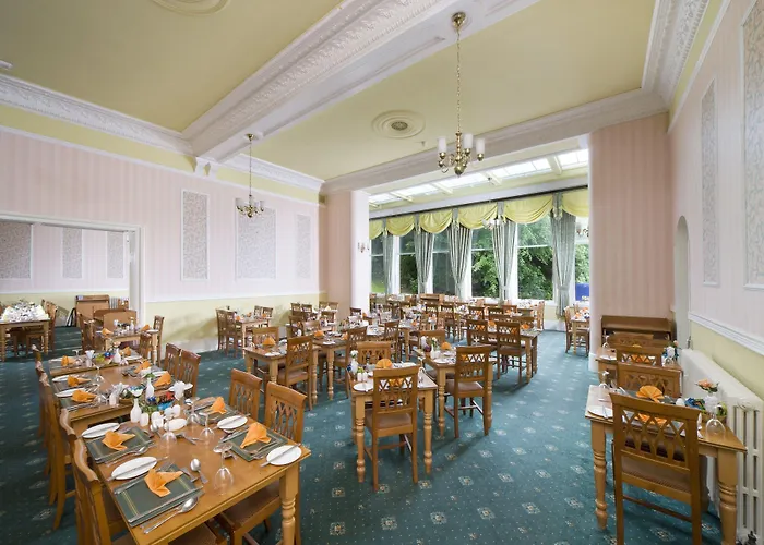 Islay Hotels
