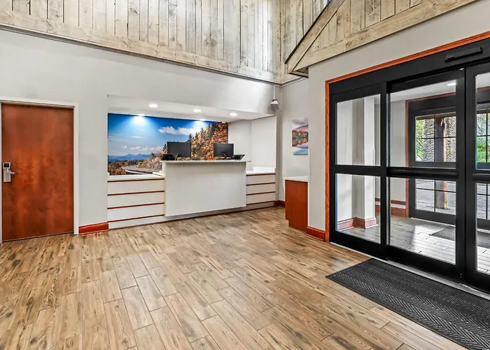Linville Hotels