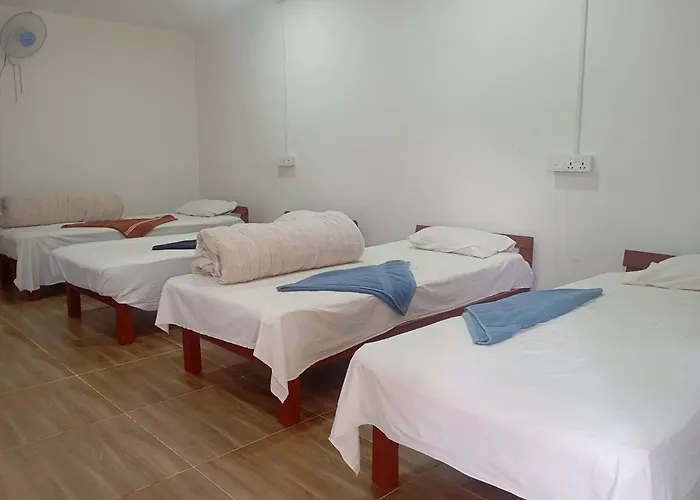 Chitwan Hotels