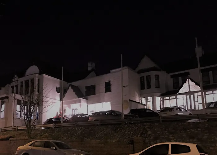 Barry Hotels