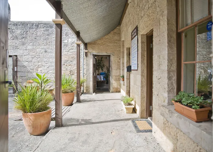 Penola Hotels