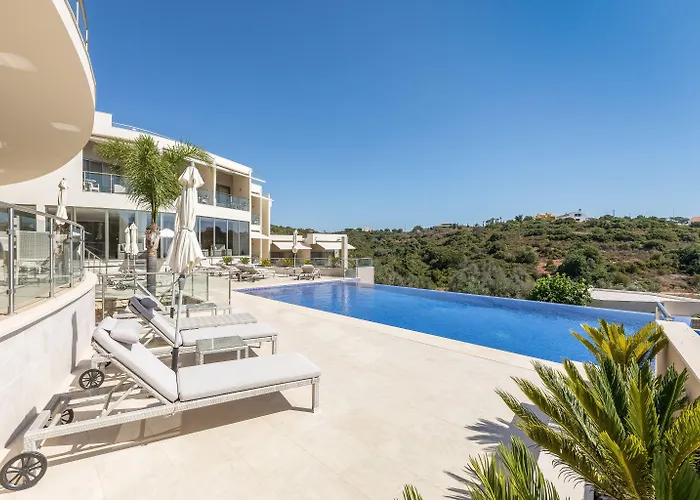 Ferragudo (Faro) Hotels