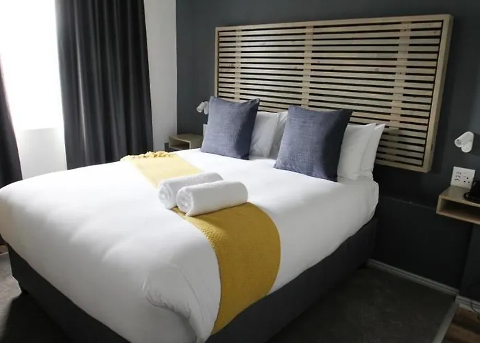 Parow Hotels