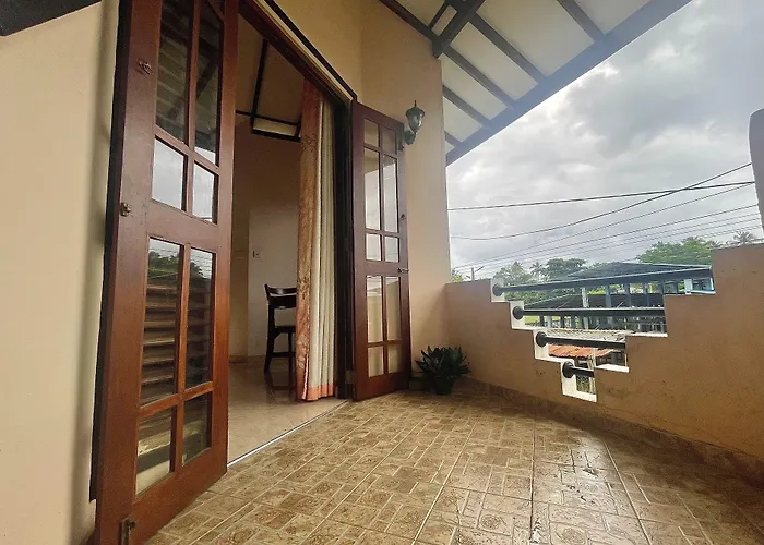 Hikkaduwa Hotels