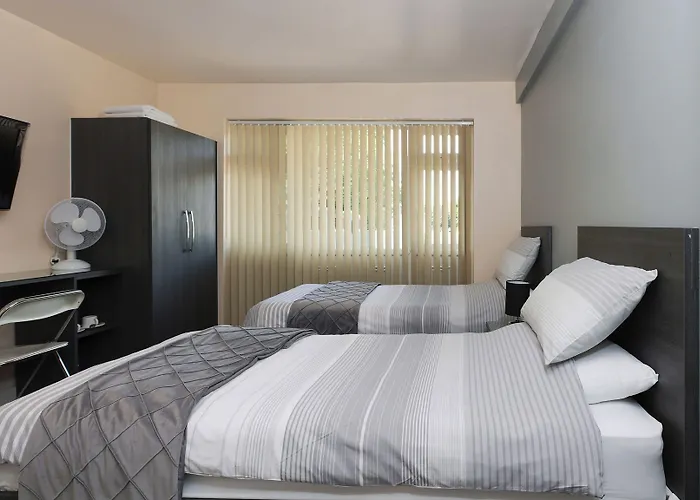 Uxbridge Hotels