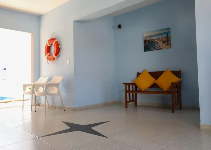 Barra de Navidad Hotels