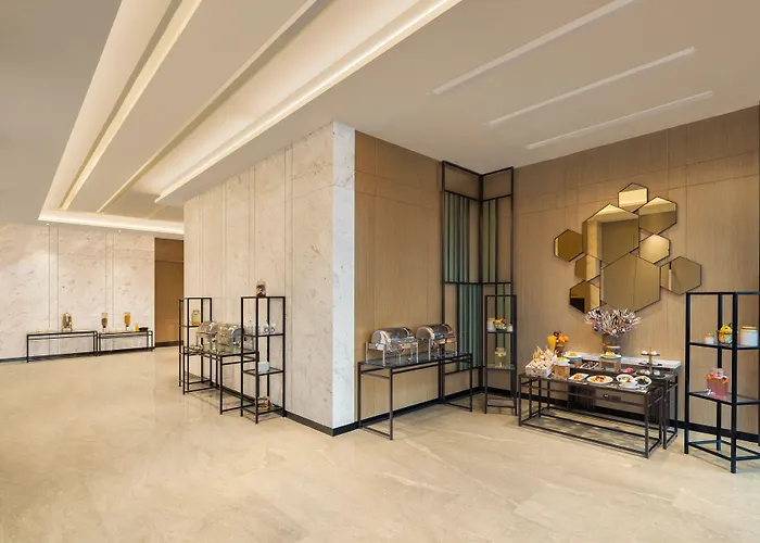 Fairfield By Marriott Mumbai International Airport Hotel