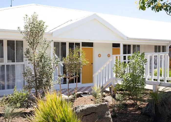 Aireys Inlet Hotels