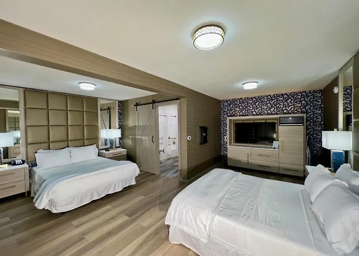 Catalina Hotels