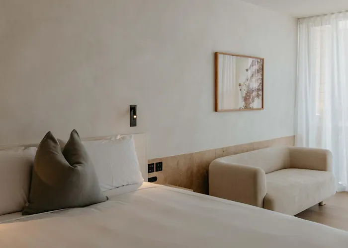 Sorrento Hotels