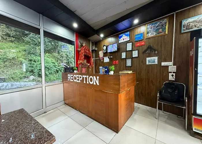 Chamba (Uttarakhand) Hotels