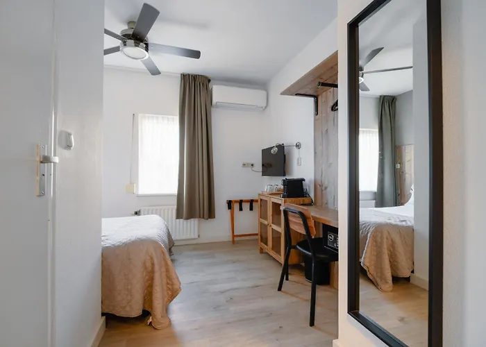 Kaatsheuvel Hotels