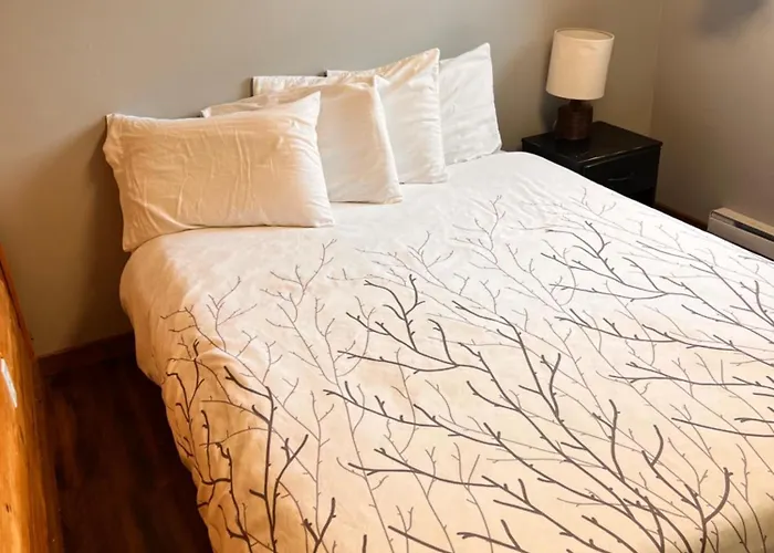 Port Hardy Hotels