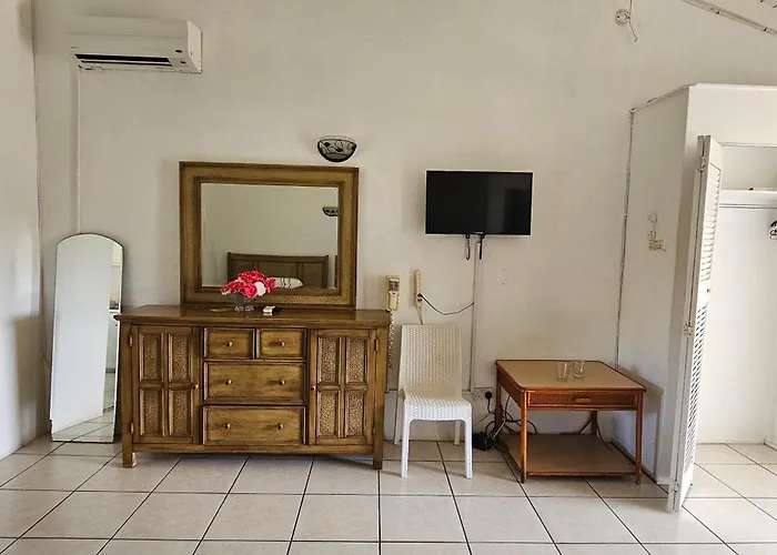 Grand Anse Hotels